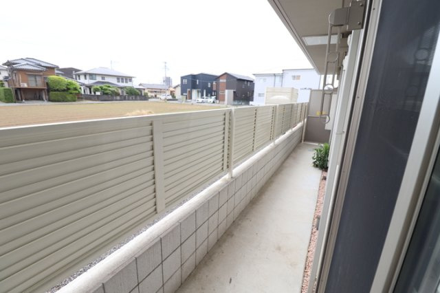 サンローズ・島町のバルコニー|※同タイプの部屋写真です