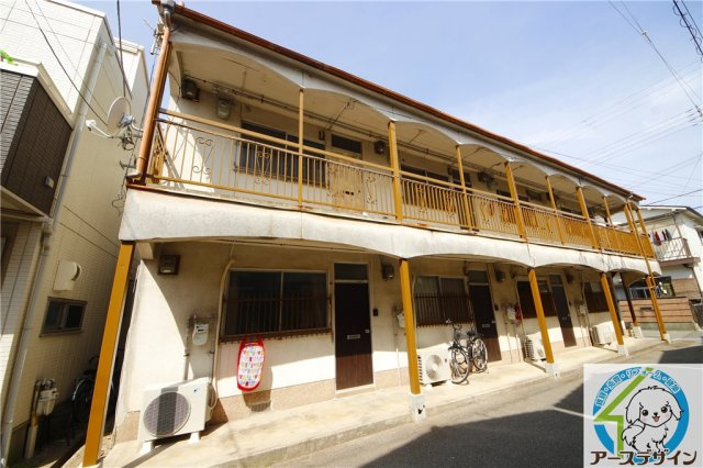 コーポ髙山の外観