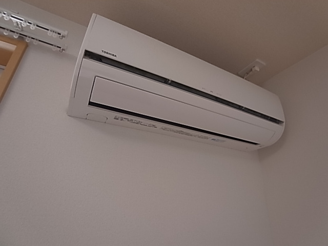 神戸市兵庫区平野町字天王谷奥東服のアパートの設備|エアコン