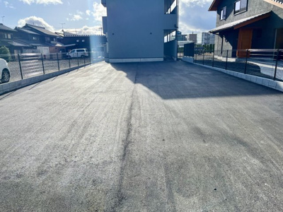 【駐車場】 | Rock