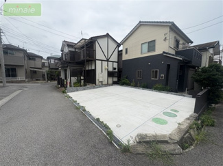 【駐車場】 | 庭付　P3台駐車可　内外手入れいれてます　中古　東道野辺6