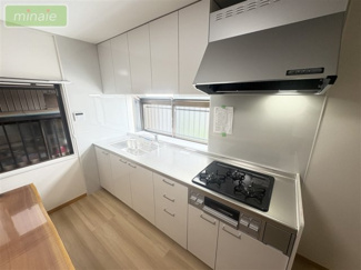 【キッチン】 | 庭付　P3台駐車可　内外手入れいれてます　中古　東道野辺6