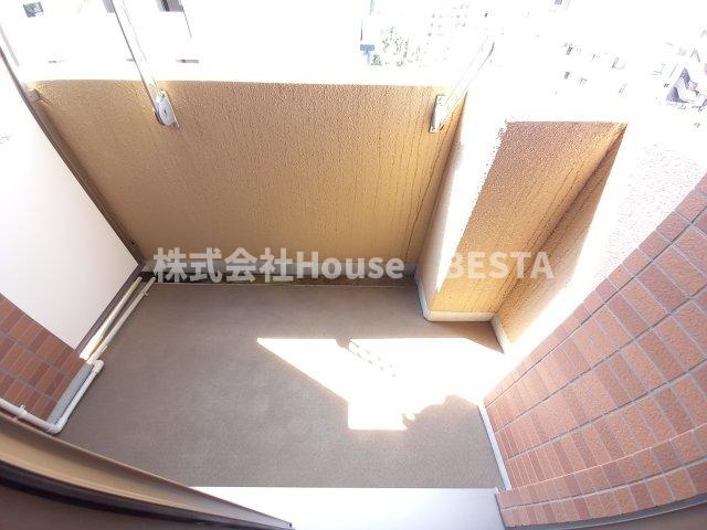 エステムコート神戸西Ⅲフロンタージュのバルコニー