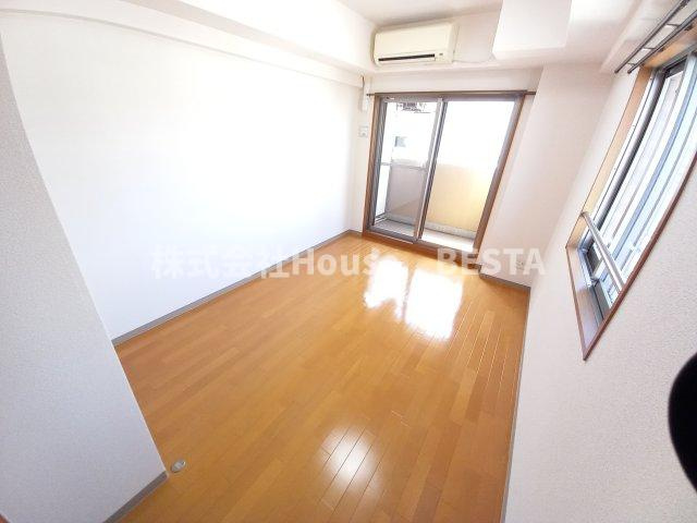 エステムコート神戸西Ⅲフロンタージュの和室