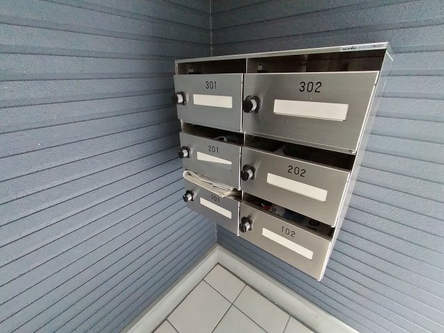 神戸市長田区房王寺町３丁目のアパートのその他共用部分|ポスト