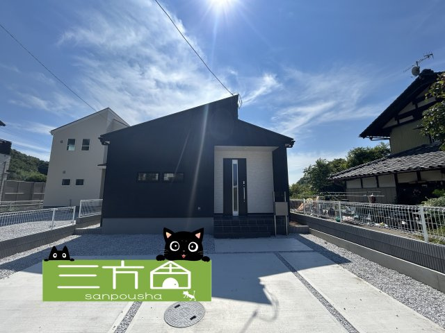新築　太田市長手町第１　Livele Garden.S　１号棟の外観|現地写真　2025年8月完成しました！ご内覧等、お気軽にお問合せください♪　							

