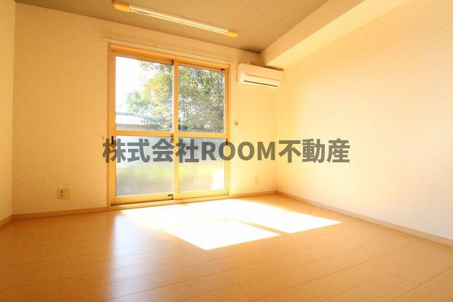 D’コート鷹尾の居間・リビング|使いやすい居間です