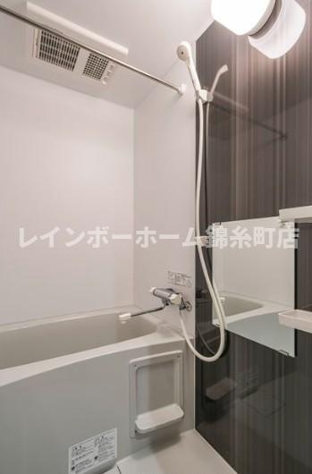 k1 apartmentsの浴室