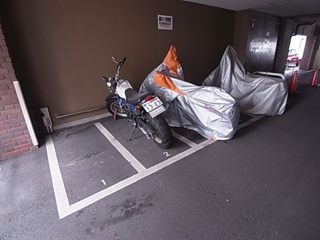 神戸市兵庫区三川口町２丁目の賃貸マンション