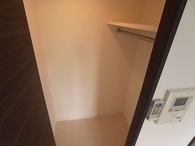 神戸市兵庫区三川口町２丁目の賃貸マンションの収納|ウォークインＣＬ