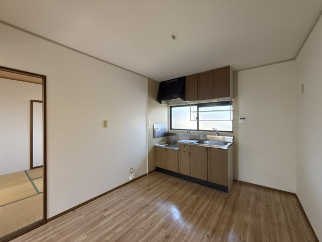 ヴィラパークス Ａ棟の居間・リビング