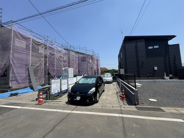 新築　太田市新田赤堀町第１　Livele Garden.S　2号棟の駐車場|現地写真　駐車スペースは4台分可能です！
