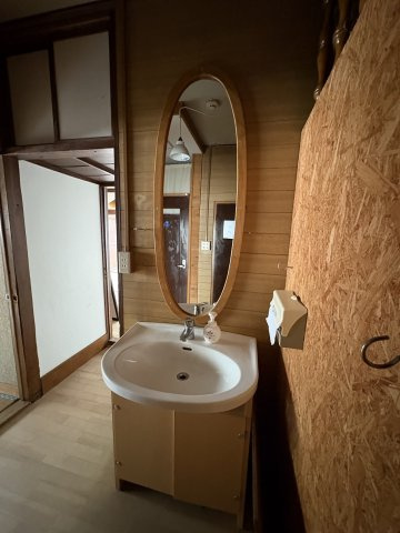 勿来町九面馬道 中古一戸建ての独立洗面台