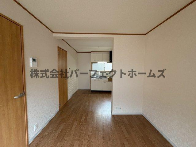 国松町平家　賃貸の居間・リビング|ゆったりとしたリビングです