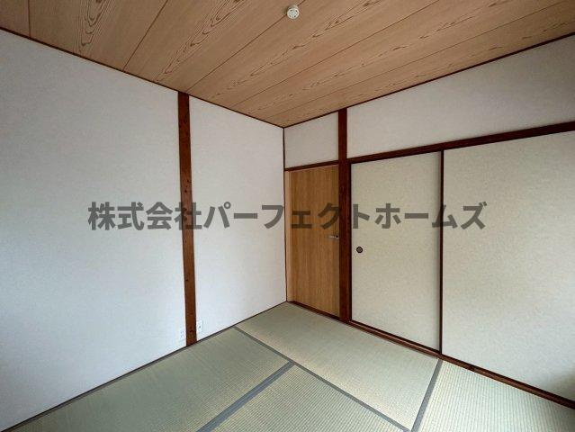 国松町平家　賃貸の和室|明るい和室です