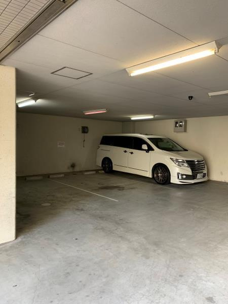 スカイコートの駐車場