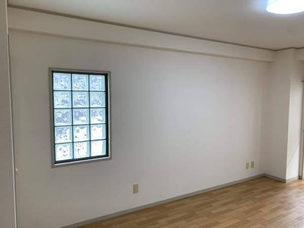 スカイコートの居間・リビング