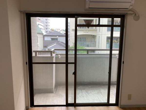 スカイコートの居間・リビング