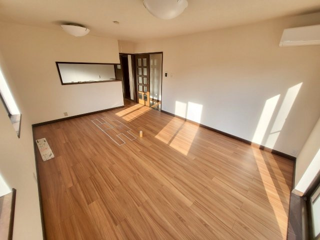 【居間・リビング】