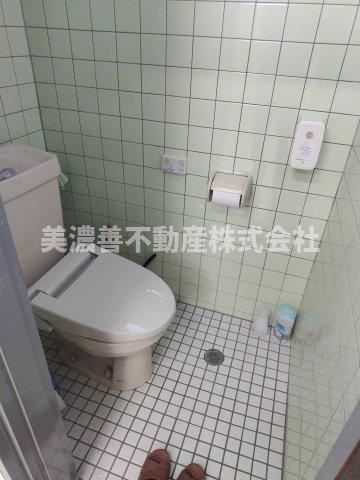 ６５１５２　岐阜市白菊町事業用のトイレ