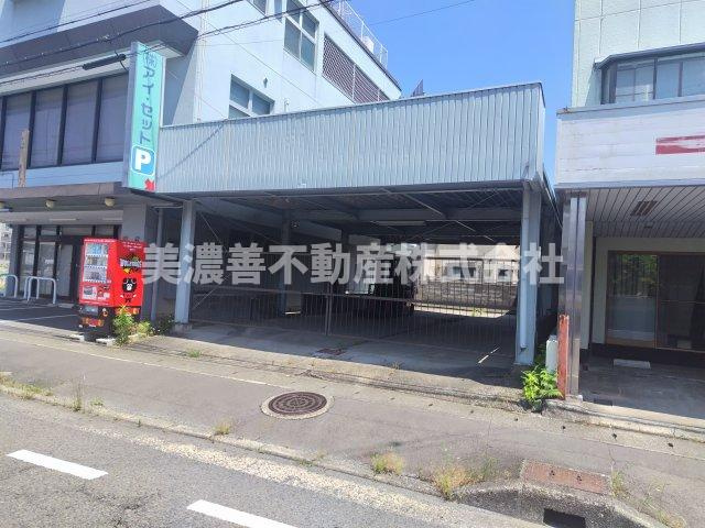 ６５１５２　岐阜市白菊町事業用の外観