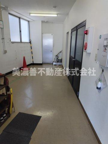 ６５１５２　岐阜市白菊町事業用の内装