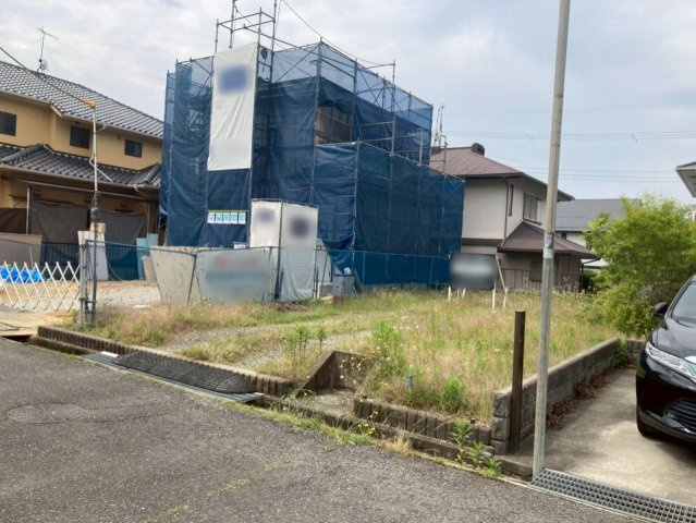 【前面道路含む現地写真】の画像