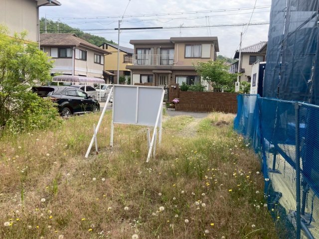 【前面道路含む現地写真】の画像