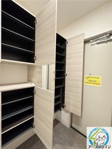 ソリッソ大久保西嶋の玄関|※類似部屋