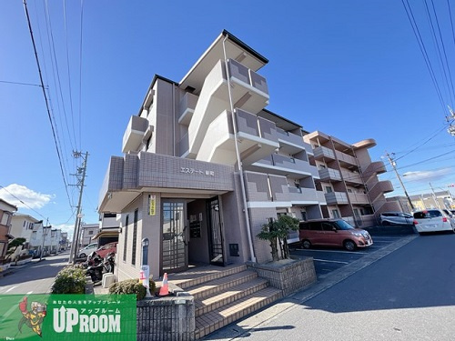 エステート新町の外観