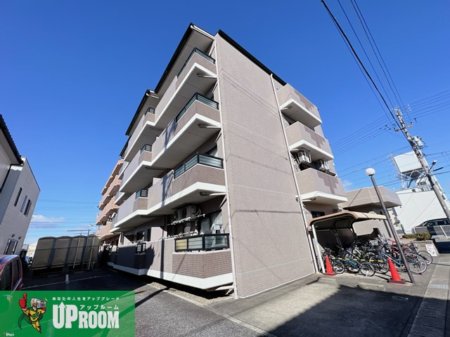 エステート新町の外観