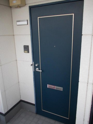 【エントランス】 | ジョイフル岡本