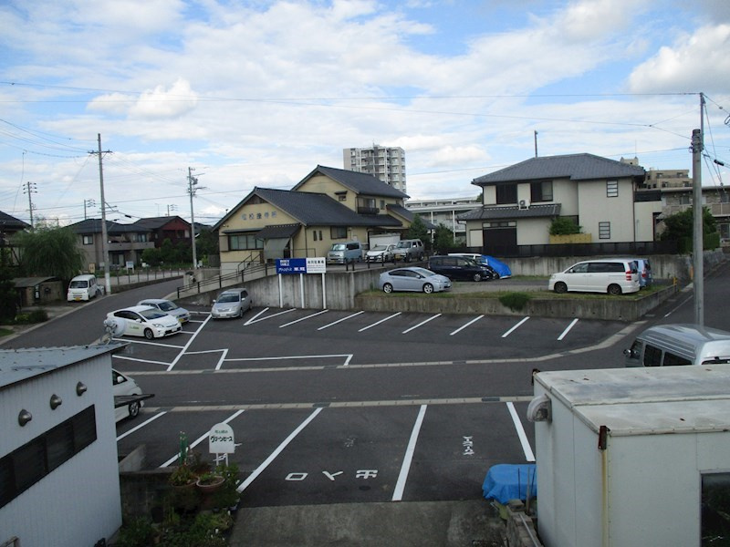 植松ビルの外観