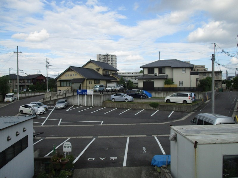 植松ビルの外観