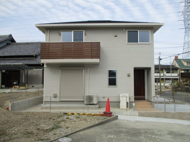 元八事２丁目貸家の駐車場