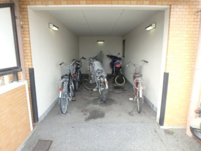 【その他共用部分】 | ローレル西宮北口 | 駐輪スペースです