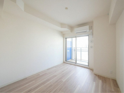 【居間・リビング】 | プレサンス京町堀 | こちらの居間で趣味の時間をお楽しみください