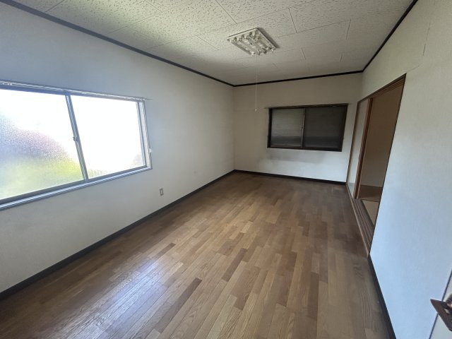 比企郡嵐山町大字志賀316-47 中古戸建の洋室|２階7.5帖洋室