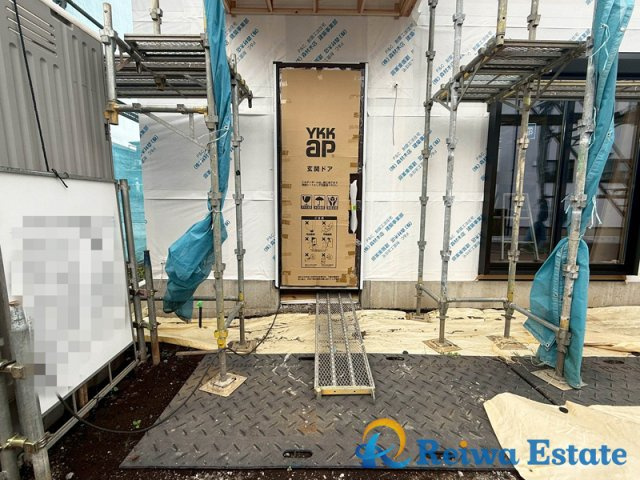 新築戸建　高座郡寒川町岡田4丁目の玄関