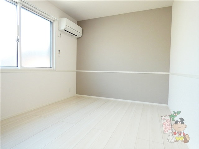 ファーレの洋室