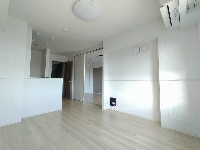 神戸市兵庫区熊野町３丁目のアパートの居間・リビング|リビング