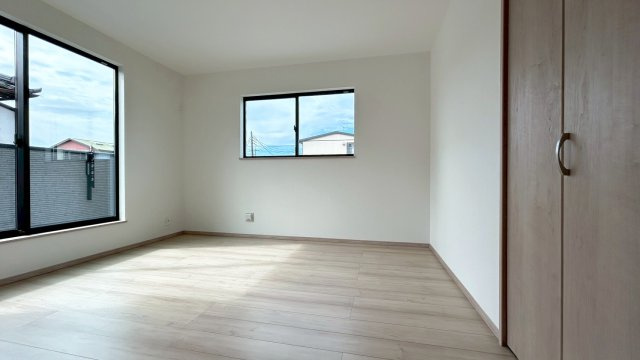 裾野市平松508番　新築戸建　全１棟　１号棟の洋室