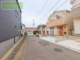 【前面道路含む現地写真】 | 前面道路です♪