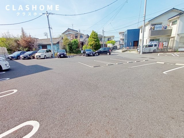 セルシオン草刈　　刈谷市近郊の賃貸はクラスホーム刈谷店の駐車場