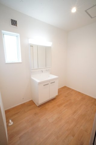 神埼仁比山小学校南2の内観：施工例