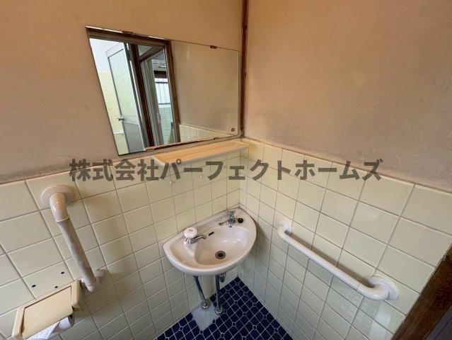 清水町戸建　賃貸の洗面所|使いやすい洗面所です