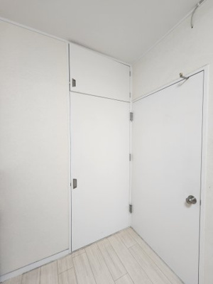 【洋室】 | 鈴が峰第2住宅3号棟 | 3階　6帖洋室　天袋付き収納あり