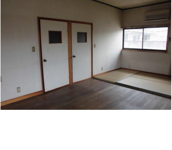 八代市萩原町1丁目戸建の洋室