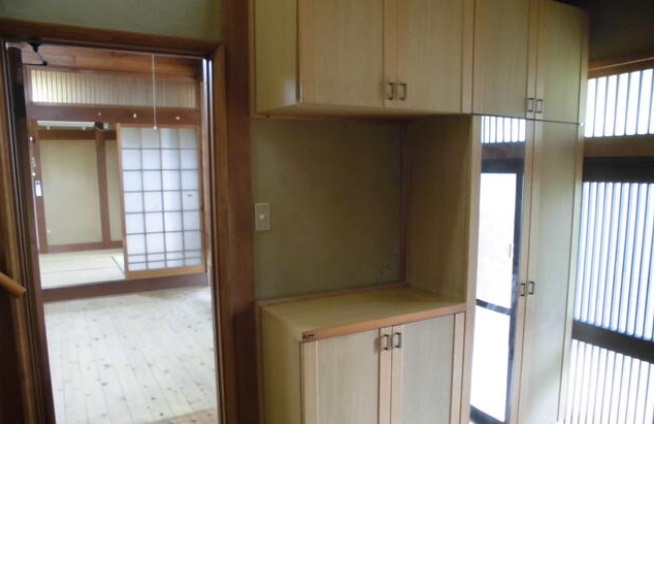 八代市萩原町1丁目戸建の玄関