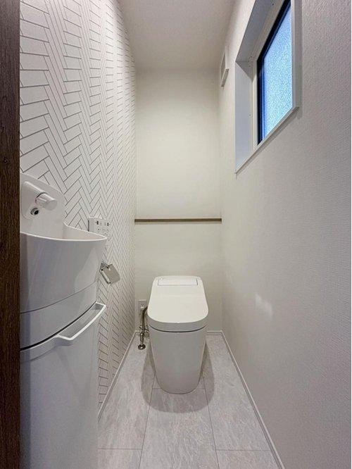 安芸区船越2丁目 南棟のトイレ|ウォシュレットトイレ☆